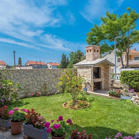 Brevilacqua Apartman *